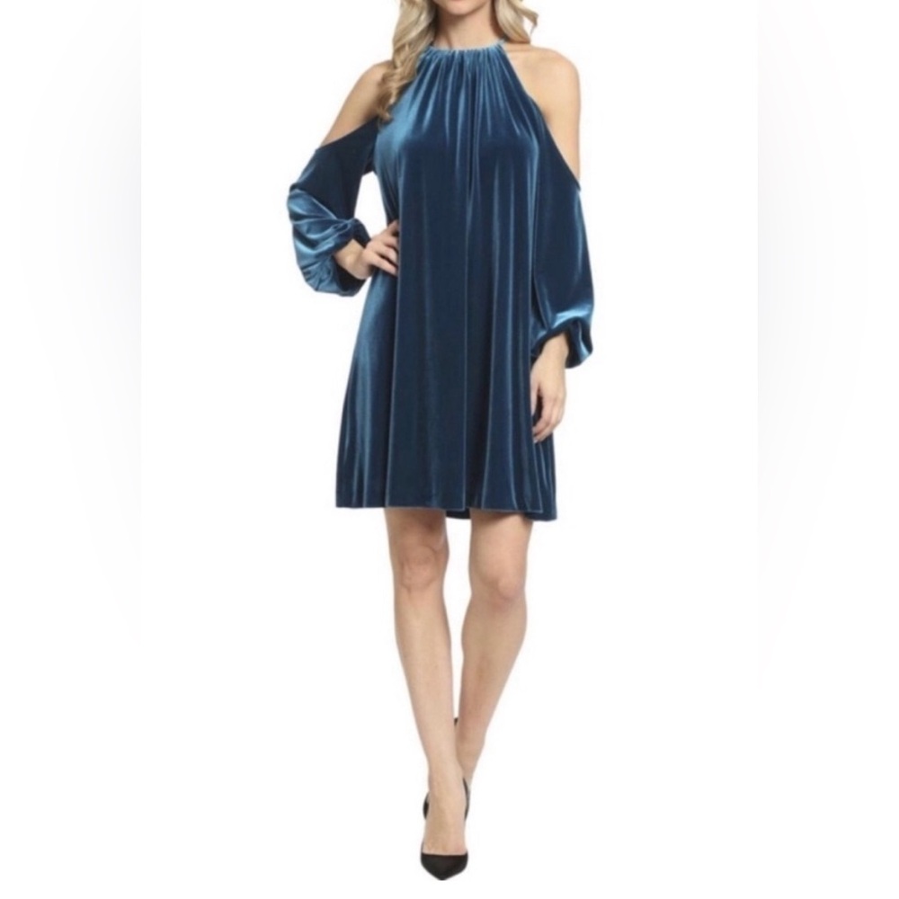 NWT Belle Badgley Mischka Women’s Valentina Velvet Cold Shoulder Dress Size 12